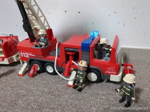 Feuerwehr Auto Playmobil Kinderspielzeug  Bild 2