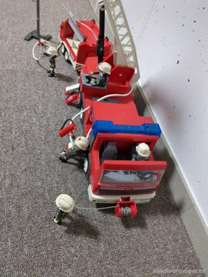 Feuerwehr Auto Playmobil Kinderspielzeug  Bild 5