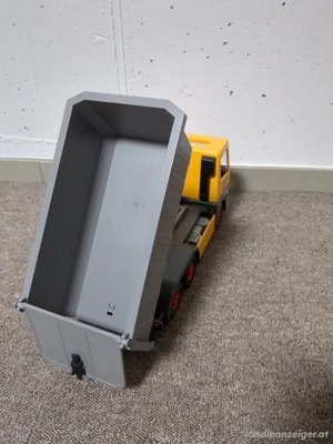 Kipplaster Playmobil Kinderspielzeug  Bild 4