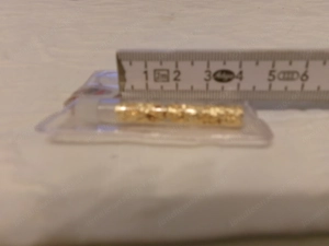 Rörchen mit Blattgold 