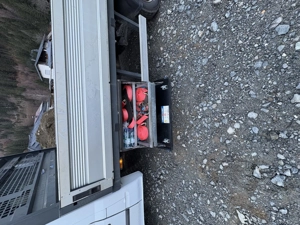 Ford Pritsche 350L Bild 6