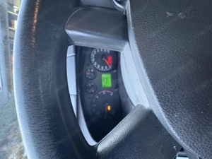 Ford Pritsche 350L Bild 10