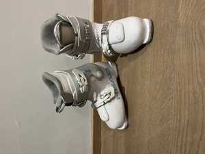 Schi (87cm) & Schischuhe (200 205) für Kinder  Bild 5