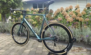 Canyon Ultimate CF SLX 9 Disc eTap 2021 (Gewicht: ca. 7,2 kg) Bild 2