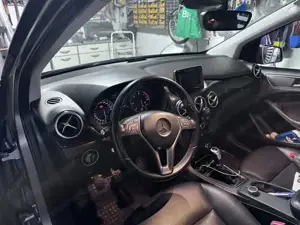 Mercedes B180 Bild 1