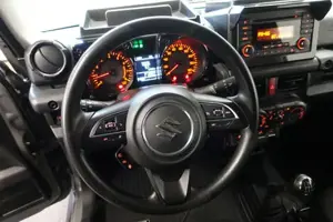 Suzuki Jimny Bild 4
