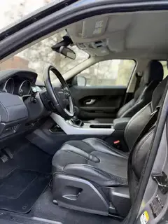 Land Rover Range Rover Evoque Pure 2,2 TD *AHK*Leder*SHZ*Tempomat* Bild 8