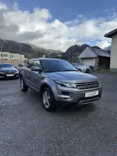 Land Rover Range Rover Evoque Pure 2,2 TD *AHK*Leder*SHZ*Tempomat* Bild 3