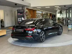 Audi A6 Bild 8