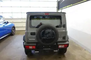 Suzuki Jimny Bild 16