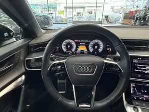 Audi A6 Bild 13