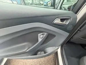 Ford C-Max Bild 18