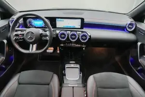 Mercedes-Benz CLA 180 Bild 7