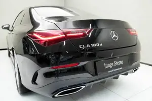 Mercedes-Benz CLA 180 Bild 12