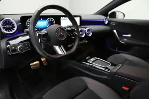 Mercedes-Benz CLA 180 Bild 6