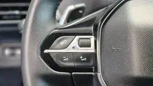 Peugeot 5008 Bild 18