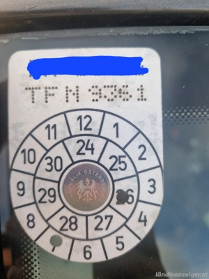 VW Touran 1.6 TDi Bj2012 Bild 4