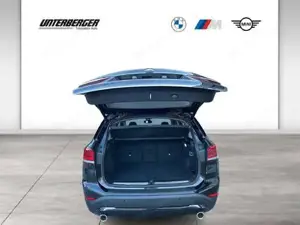 BMW X1 xDrive18d DAB-Tuner // Sitzheizung Fahrer/Beifahrer // Driving Assistant Bild 11