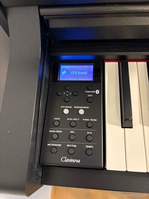 Yamaha Digitalpiano Clavinova CLP 645 Bild 3