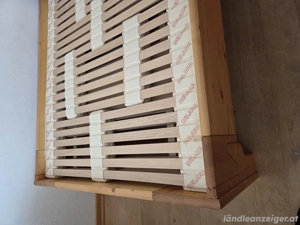 Schönes Einzelbett 200x90cm Bild 3