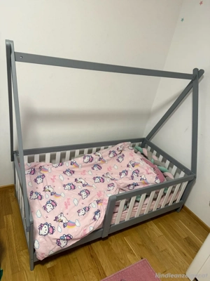 Kinderbett