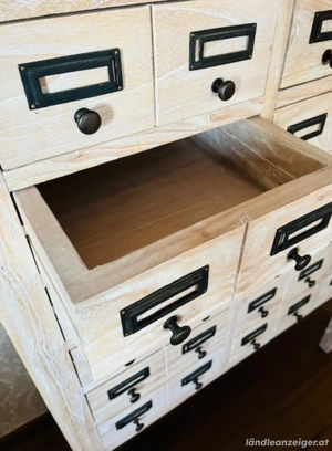 Apothkerschrank -kommode Bild 4