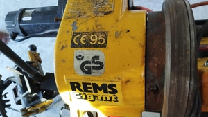 Gewindeschneidemaschine