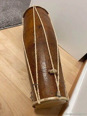 Djembé, eine einfellige Bechertrommel aus Westafrika.  Bild 4