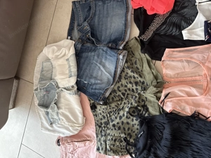 Sommer Tops,kurze Jeans usw.  Bild 4