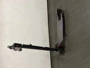 Segway Ninebot KickScooter ES2 E-Scooter   Dunkelgrau Bild 5
