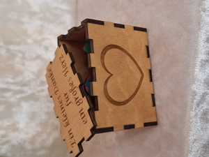 Schöne Geschenk Box für Wichtel mini gelasert Bild 2