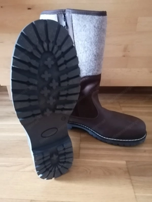 Stiefel in Leder mit Schafwollfutter 