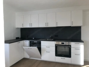 Helle, moderne 3-Zimmer-Wohnung mit Traum-Aussicht Bild 9