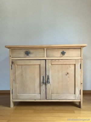 Hergerichtete Kommode Bild 3