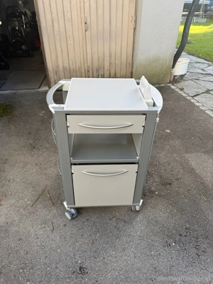 Nachttisch mit Drehfunktion und Betttisch