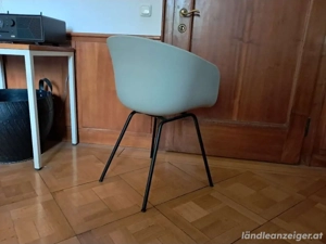 4 HAY Designerstühle About A Chair Bild 3
