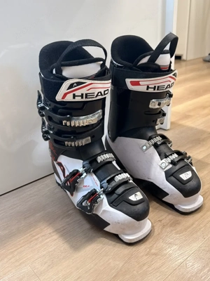 Ski FISCHER und HEAD Skischuhe 