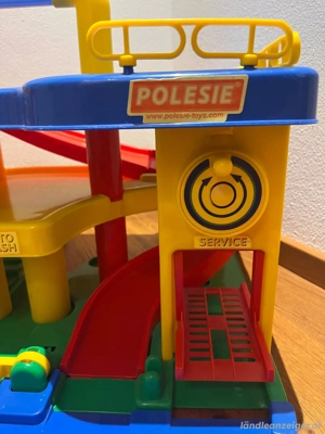 Parkgarage von Wader mit Straßensystem und Autos Bild 3