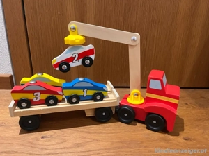 Autotransporter aus Holz mit magnetischem Kran und 4 Autos