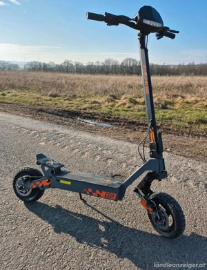 Kukirin G2 800W 48V 55km h Elektroroller Bild 4