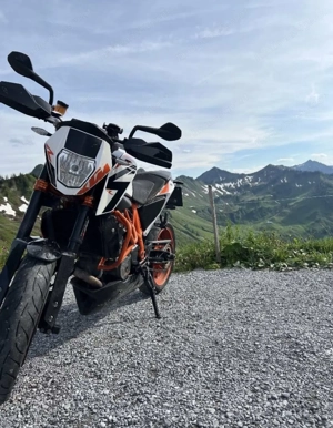 Naked Bike Ktm 690 Duke R  Bild 2