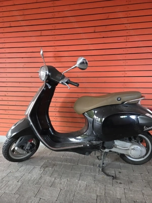 Vespa Primavera 50 2T Bild 2