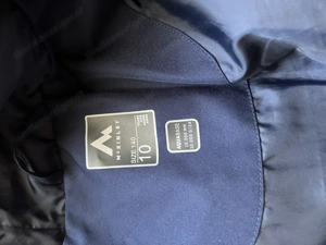 Verkaufe eine Kinderwinterjacke und -stiefel. Geeignet für Kinder von 9-10 Jahren. Guter Zustand. Bild 2