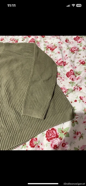Pullover Größe L Bild 3