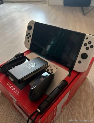 Nintendo Switch OLED  2 Bild 2