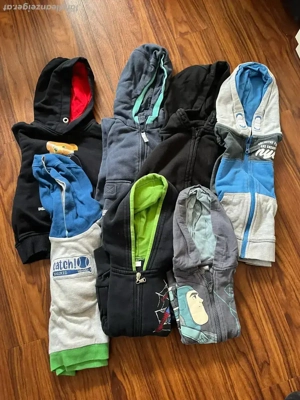 Kleiderpaket Gr 104 Bild 2