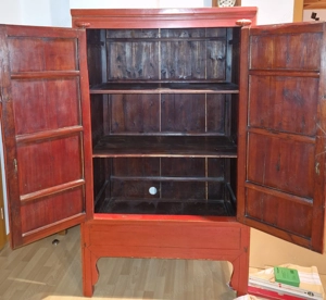 Chinesischer Hochzeitsschrank Bild 2