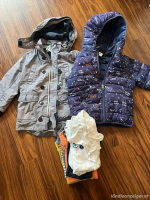 Kleidungspaket Gr 98 Bild 4