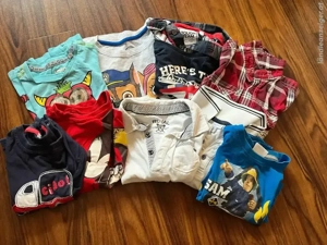Kleidungspaket Gr 98 Bild 3