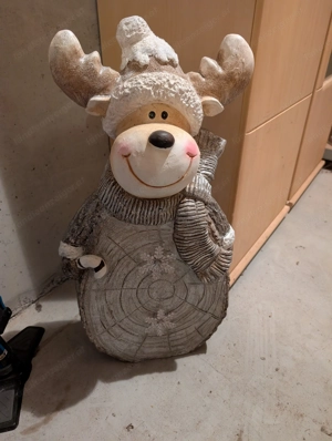 Weihnachtselch mit Beleuchtung